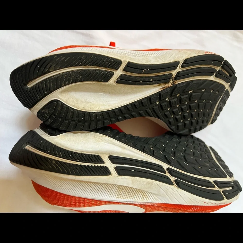 Nike Pegasus 37 size 8 women’s - Picture 2 of 4